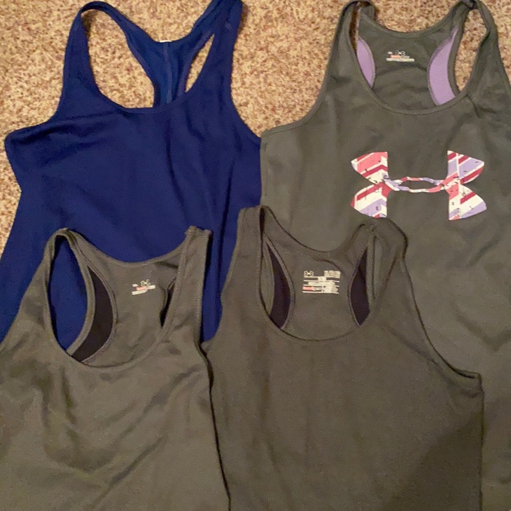Under Armour tanks -sold